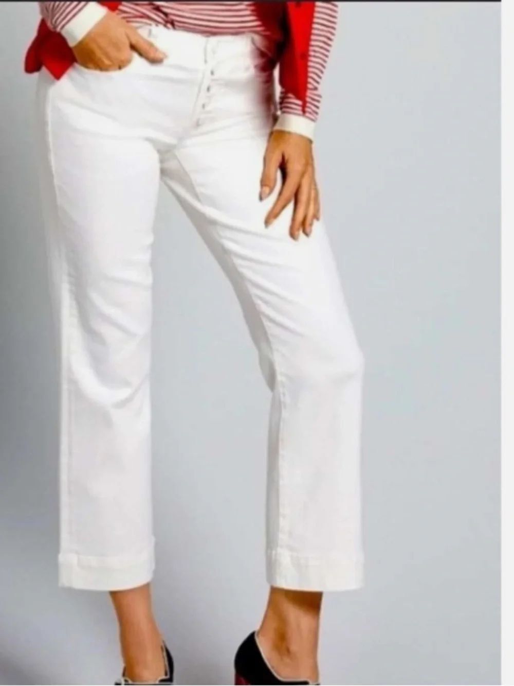 CAbi Palm Beach Cropped White Button Fly Pants